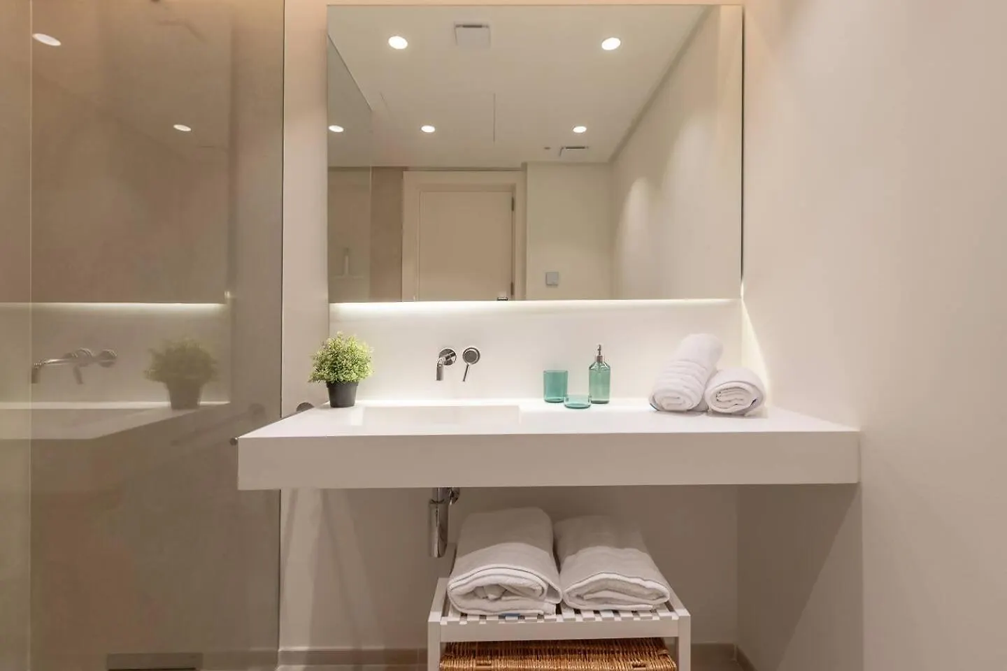 203 Y 21 Eucaliptos Palo Alto Apartment Ojen